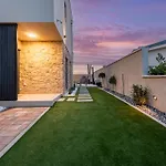 Villa Twin Royal Sabunike *