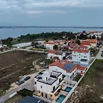 Villa Twin Royal Sabunike *