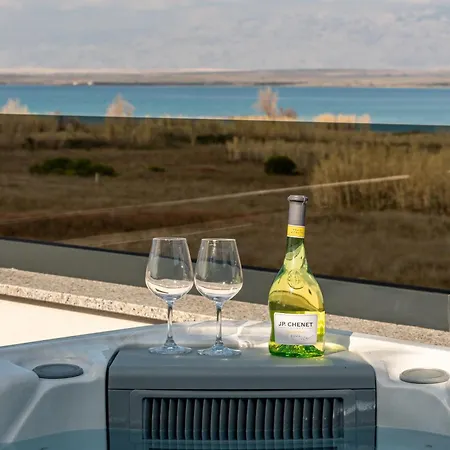Seaview Twin Royal With Heated Pool, Jacuzzi And Sauna 别墅 普利拉卡