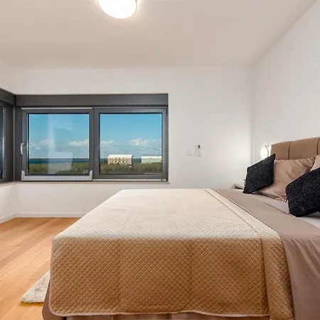 Seaview Twin Royal With Heated Pool, Jacuzzi And Sauna * Privlaka (Zadar)