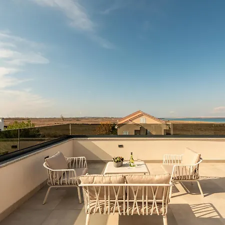 Seaview Twin Royal With Heated Pool, Jacuzzi And Sauna Villa Privlaka (Zadar)