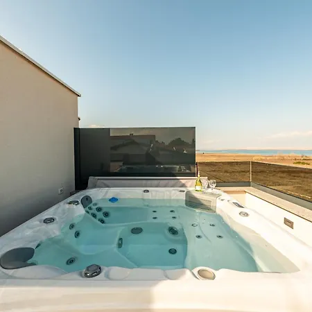 Seaview Twin Royal With Heated Pool, Jacuzzi And Sauna Villa Privlaka (Zadar)