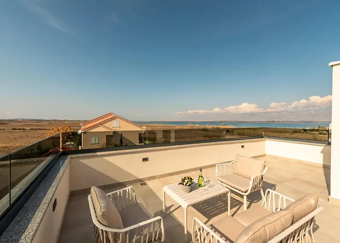 Twin Royal Sabunike Villa